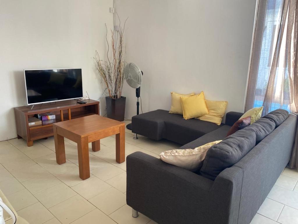 Oceanpride Complex Appartement Flic-en-Flacq Buitenkant foto